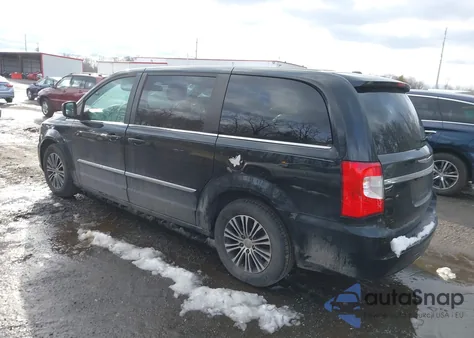 2014 Chrysler Town & Country S z USA, uszkodzony, nr VIN 2C4RC1HG0ER177974